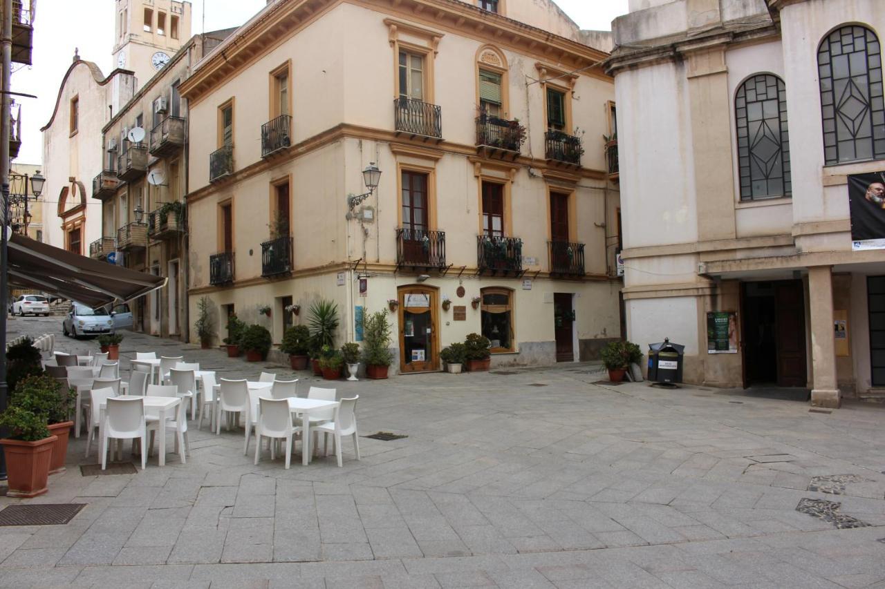Apartment Via Cavour 19, Del Conte *
