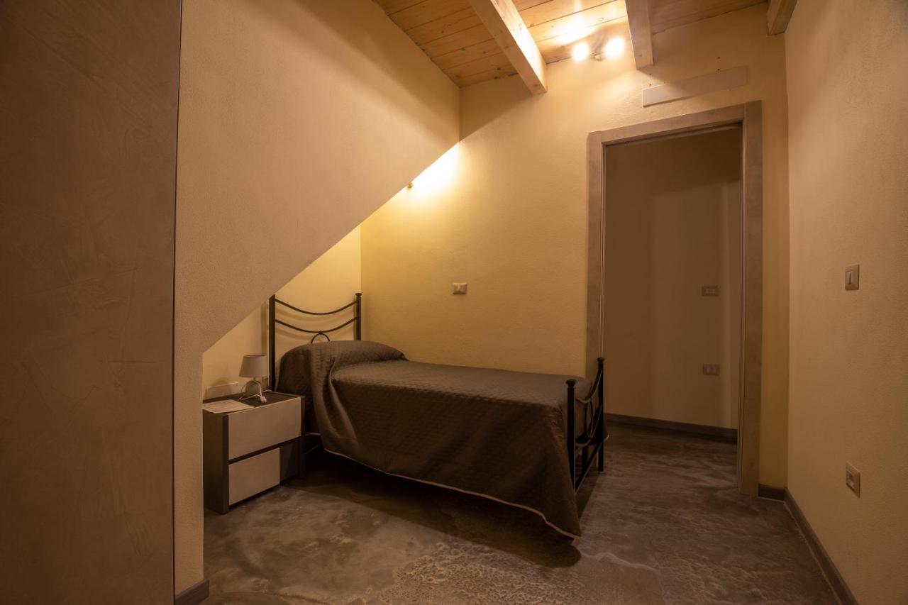 Via Cavour 19, Del Conte Apartment Iglesias